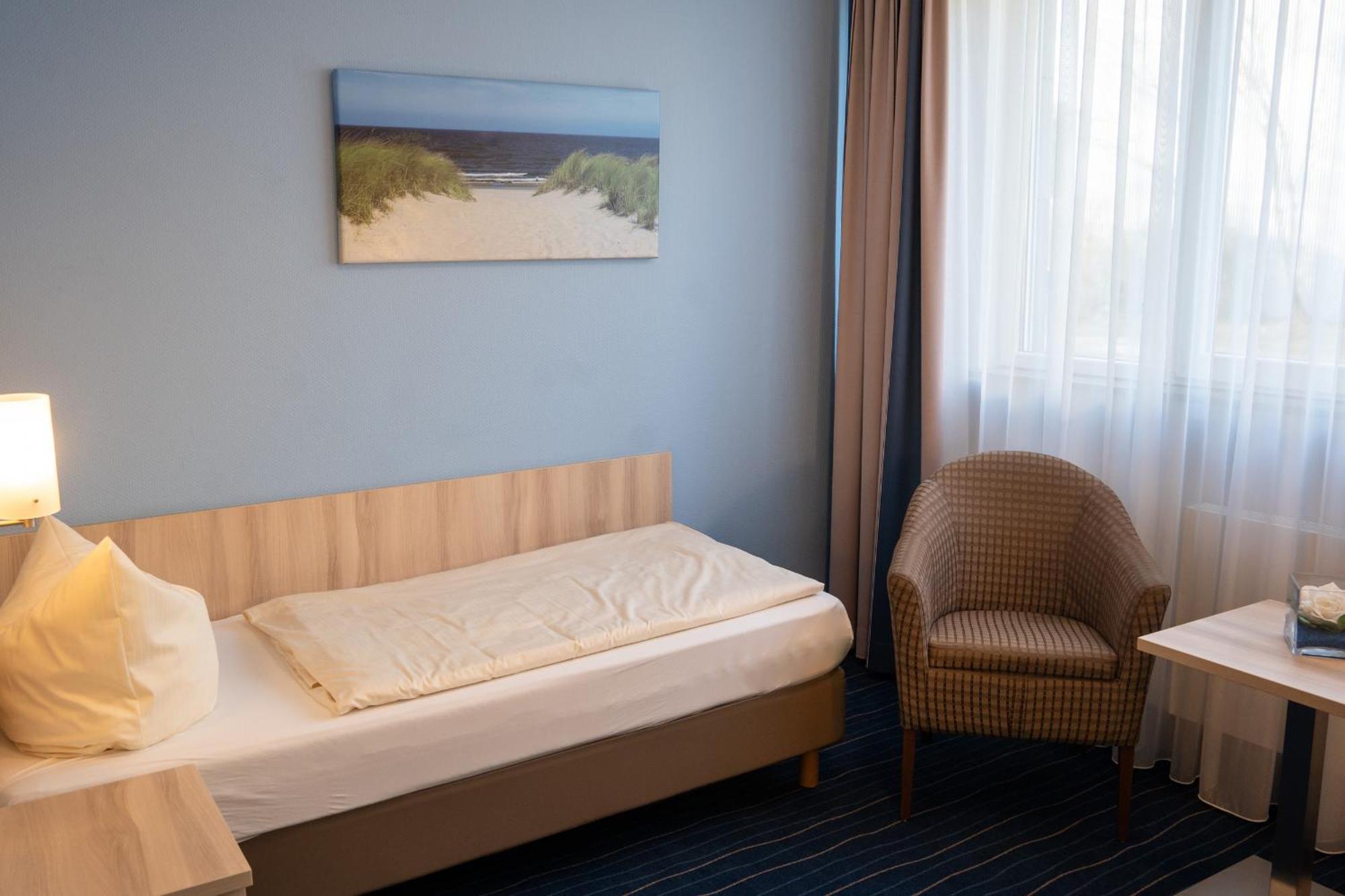 Hotel Am Freischuetz Huerth Exterior photo